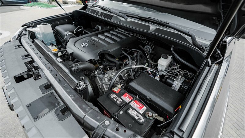 Used 2016 Toyota Tundra SR5 w/ SR5 Upgrade Package RWD image 38