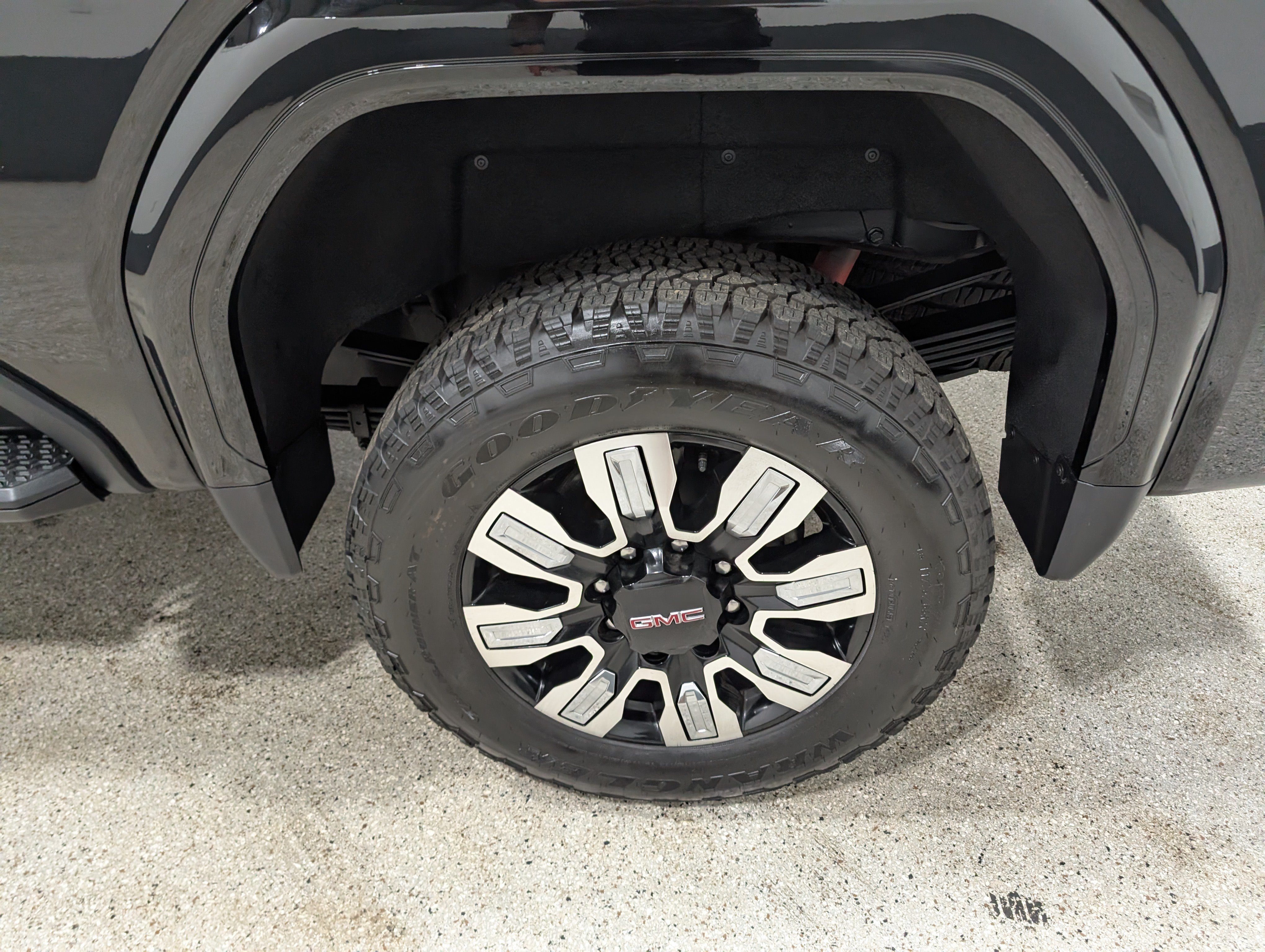 Used 2024 GMC Sierra 3500 Denali Ultimate AWD/4WD image 14