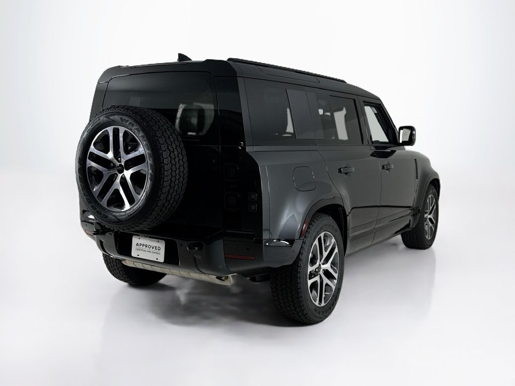 Used 2026 Land Rover Defender 110 X-Dynamic SE AWD/4WD image 5