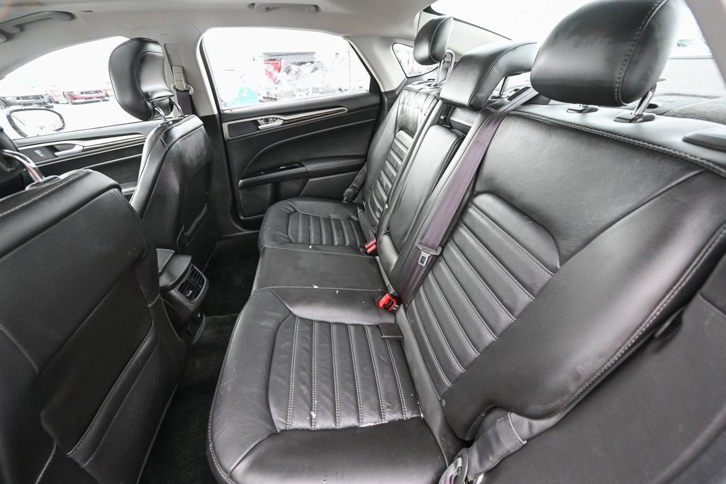 Used 2014 Ford Fusion Energi SE w/ Driver Assist Package image 21