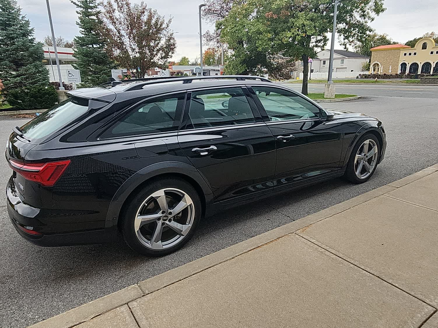 Used 2023 Audi A6 3.0T allroad Premium Plus w/ Executive Package AWD/4WD image 23