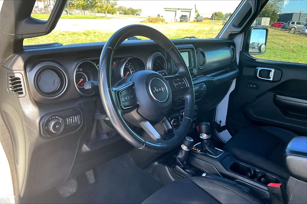 Used 2019 Jeep Wrangler Unlimited Sport S AWD/4WD image 12