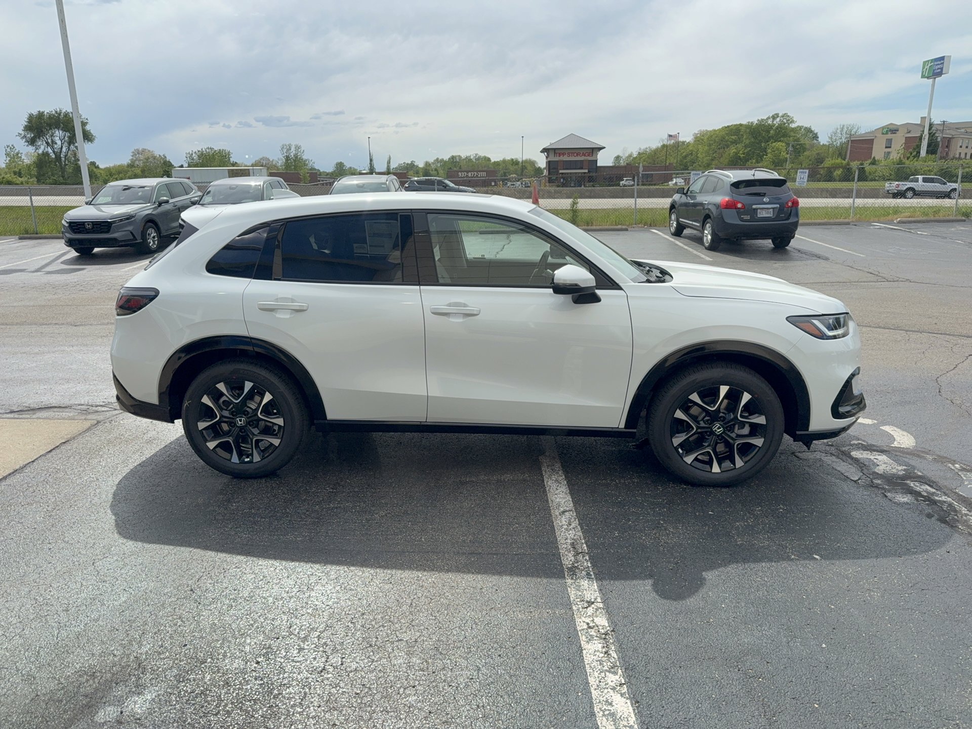 New 2027 Honda HR-V EX-L image 4