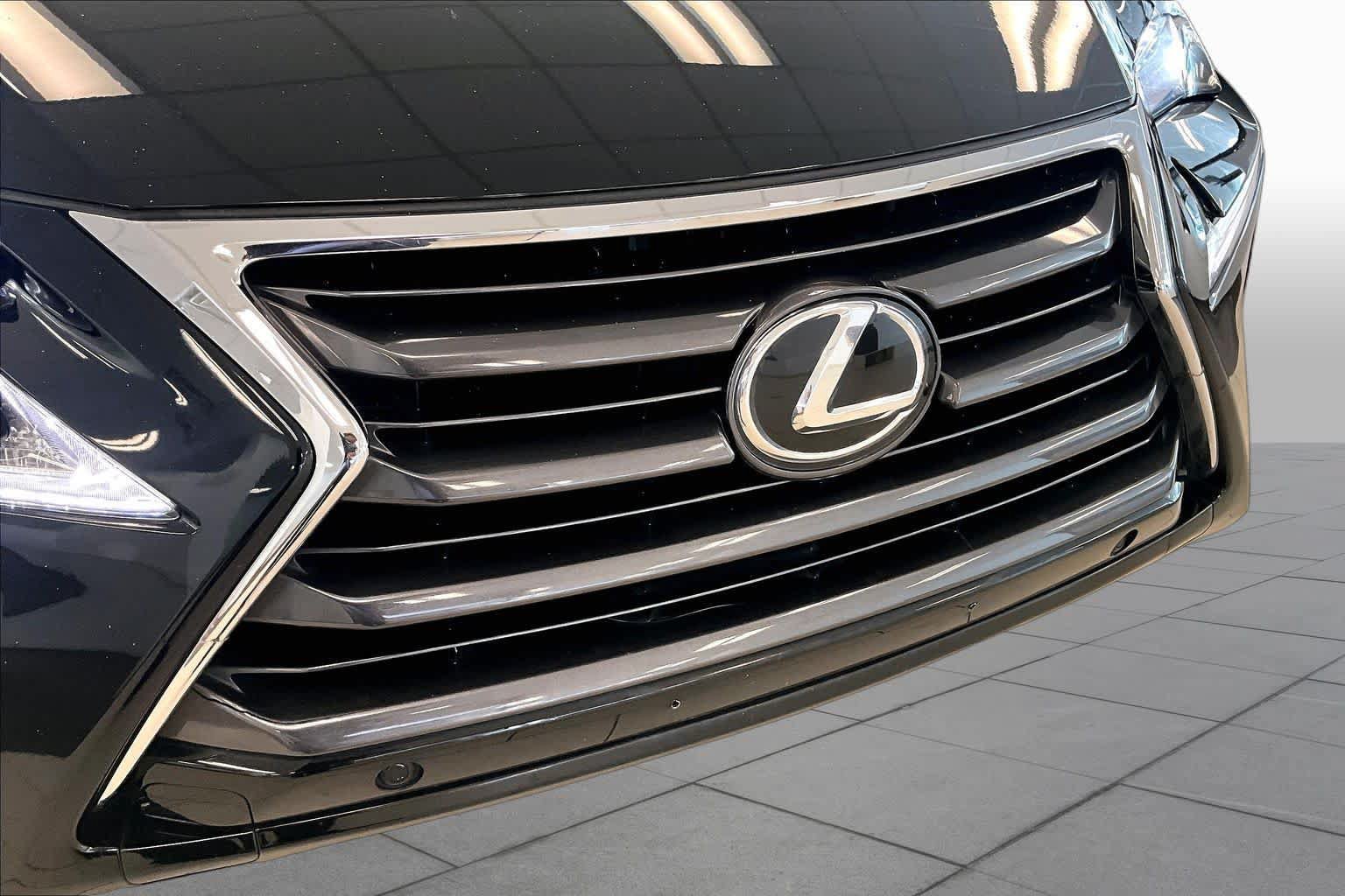Used 2017 Lexus NX 200t FWD w/ Premium Package image 27