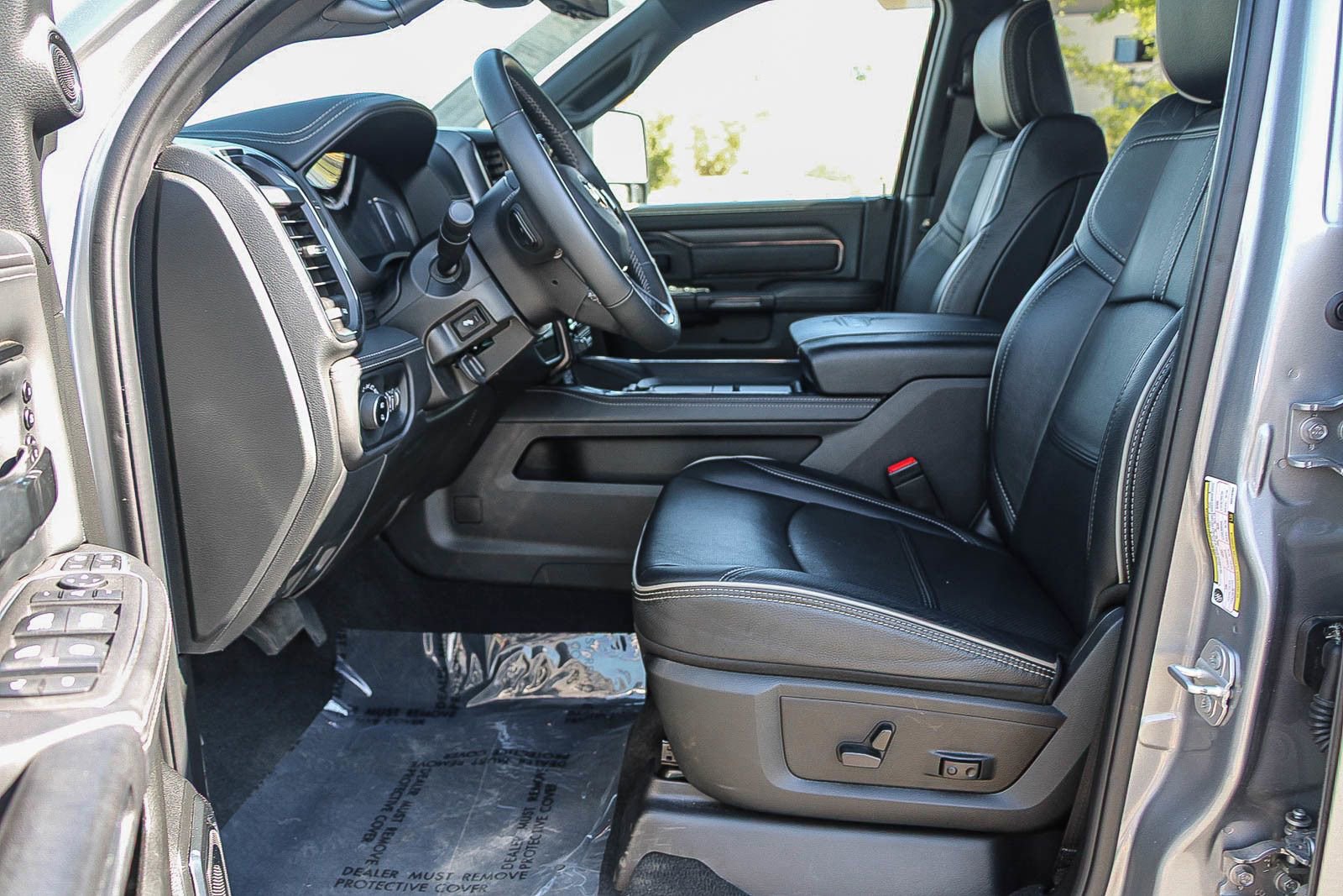 Used 2024 RAM 3500 Limited image 17