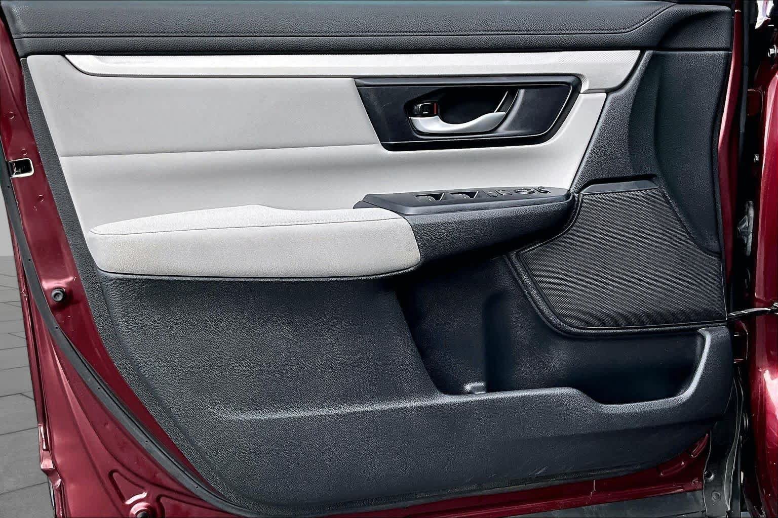Used 2018 Honda CR-V LX image 22