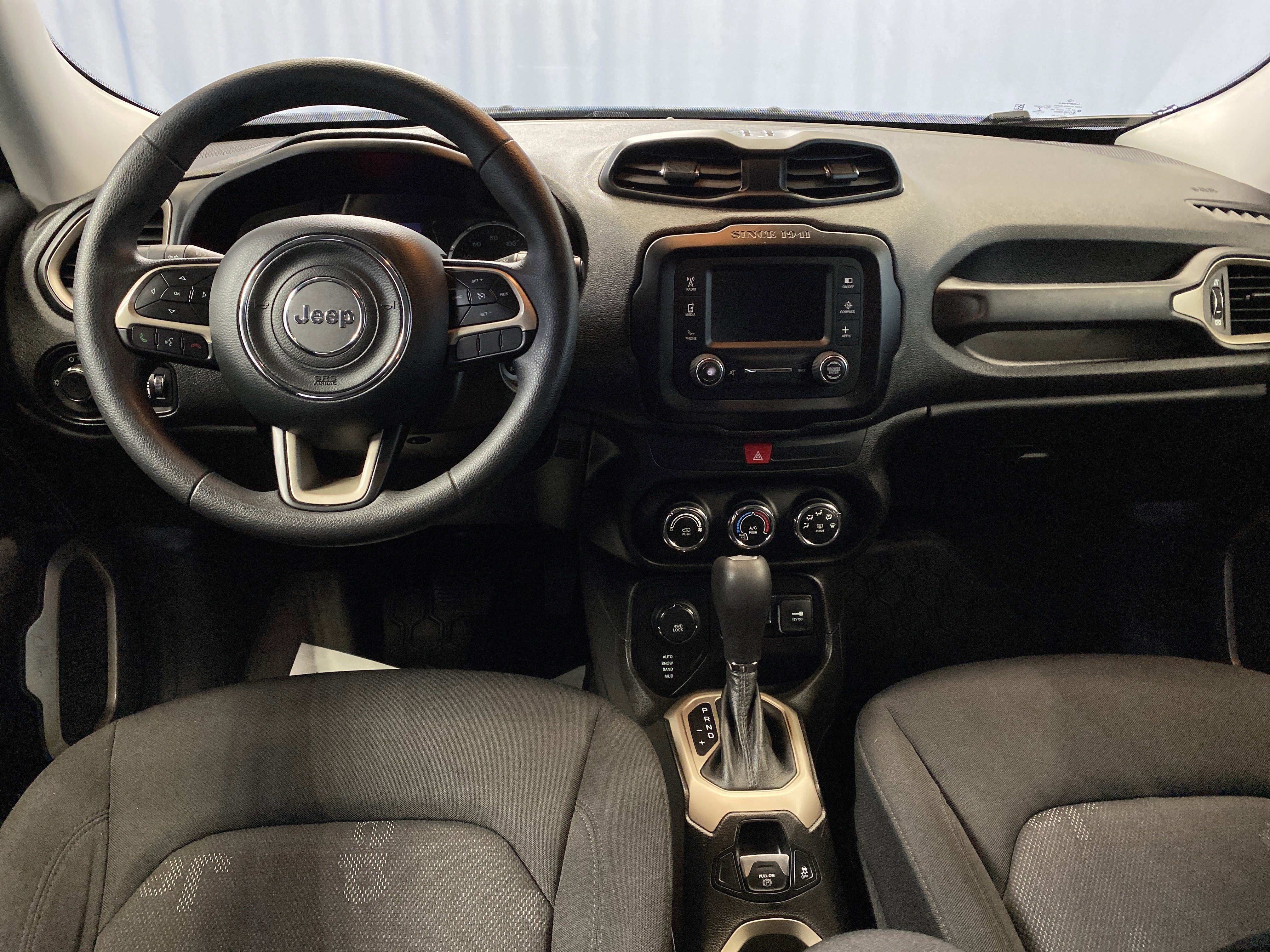 Certified 2017 Jeep Renegade Sport w/ Power & Air Group image 28