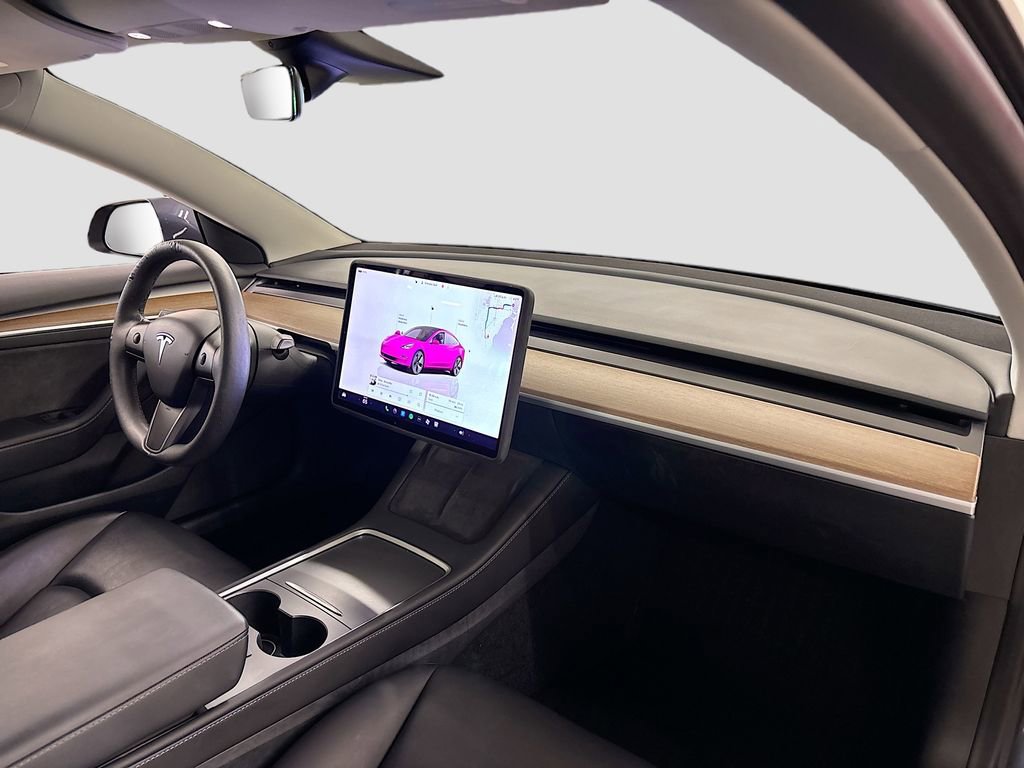 Used 2023 Tesla Model 3 Standard Range image 13