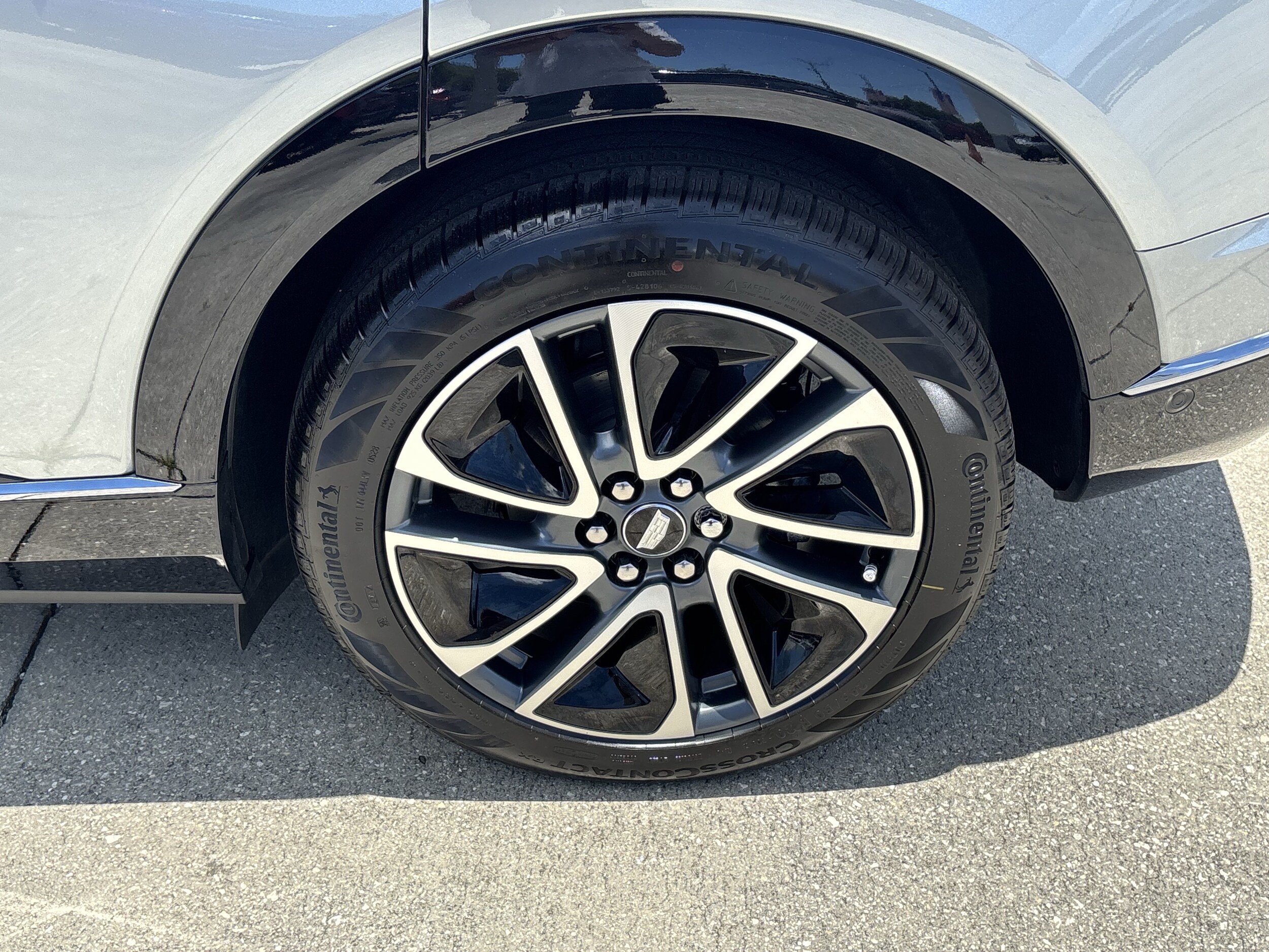 New 2026 Cadillac Optiq Sport 1 w/ LPO, Floor Liner Package RWD image 14