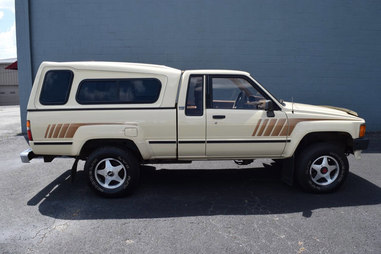 Used 1988 Toyota Pickup SR5 image 25