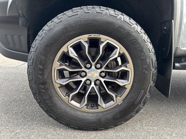 Used 2018 Chevrolet Colorado ZR2 image 8