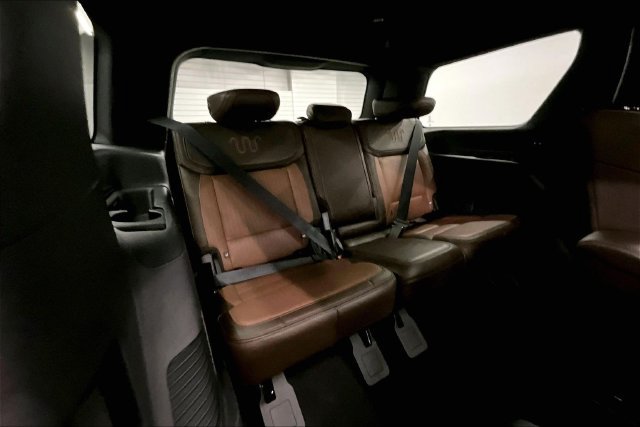 Used 2025 Ford Expedition King Ranch AWD/4WD image 34