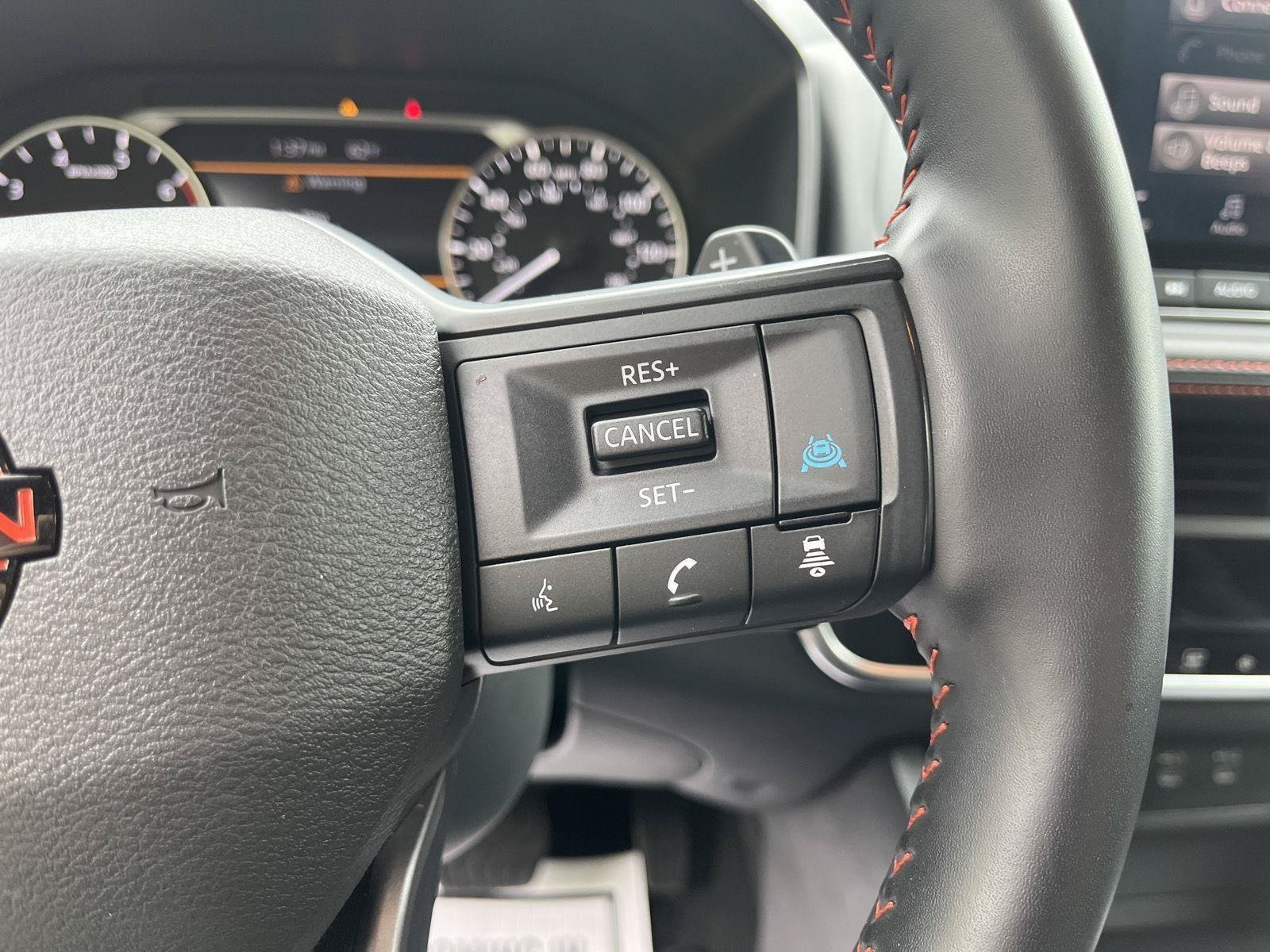 Certified 2025 Nissan Rogue SV AWD/4WD image 27