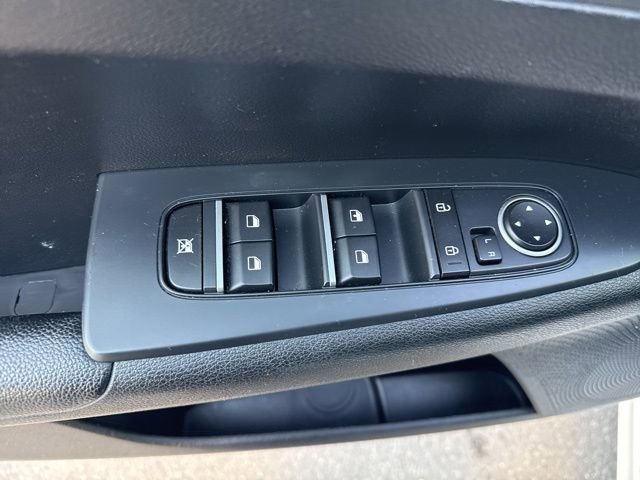 Used 2019 Kia Forte LXS image 16