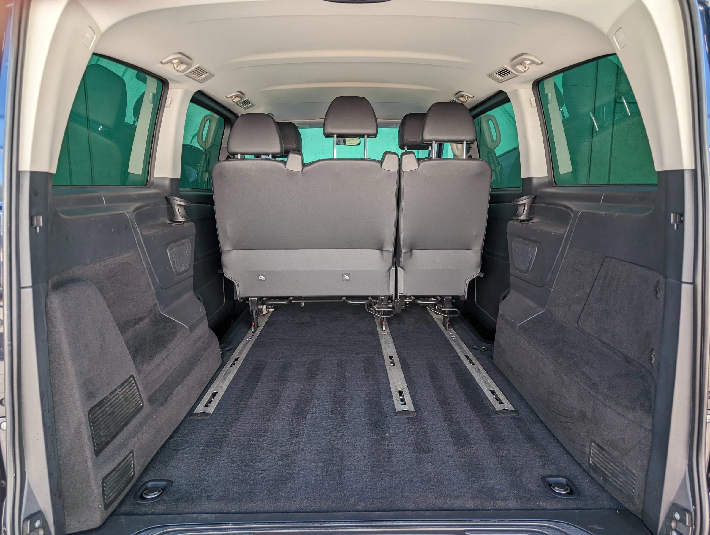 Used 2017 Mercedes-Benz Metris Passenger image 14