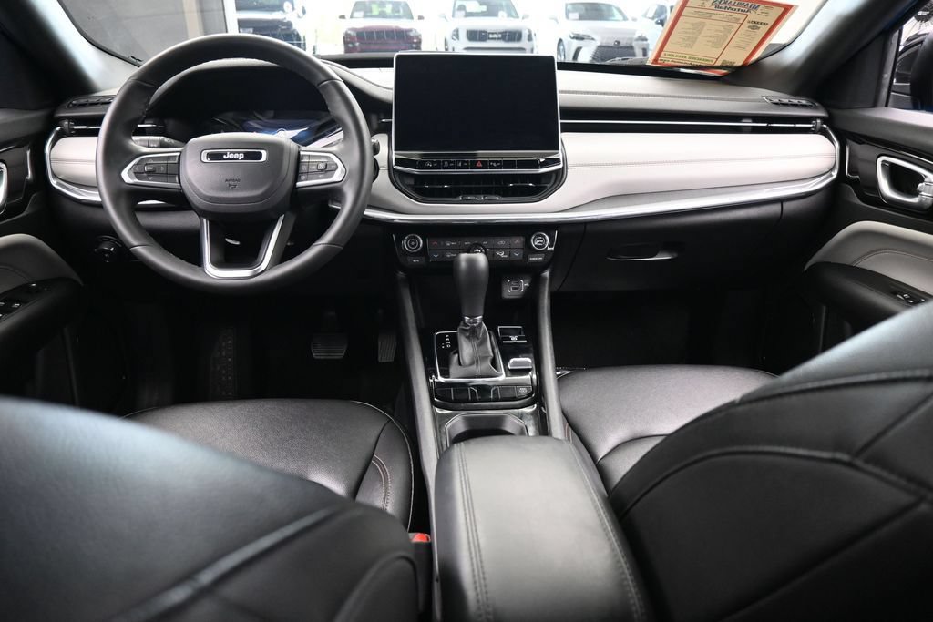 Used 2024 Jeep Compass Limited AWD/4WD image 38