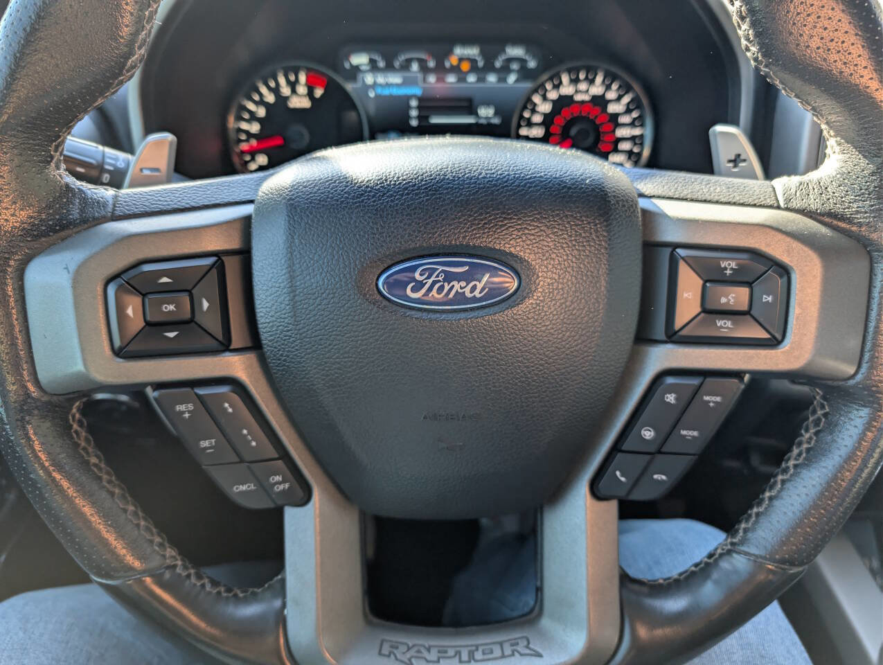 Used 2019 Ford F150 Raptor w/ Equipment Group 802A Luxury image 20