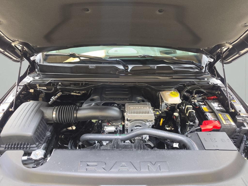 New 2027 RAM 1500 Laramie AWD/4WD image 31
