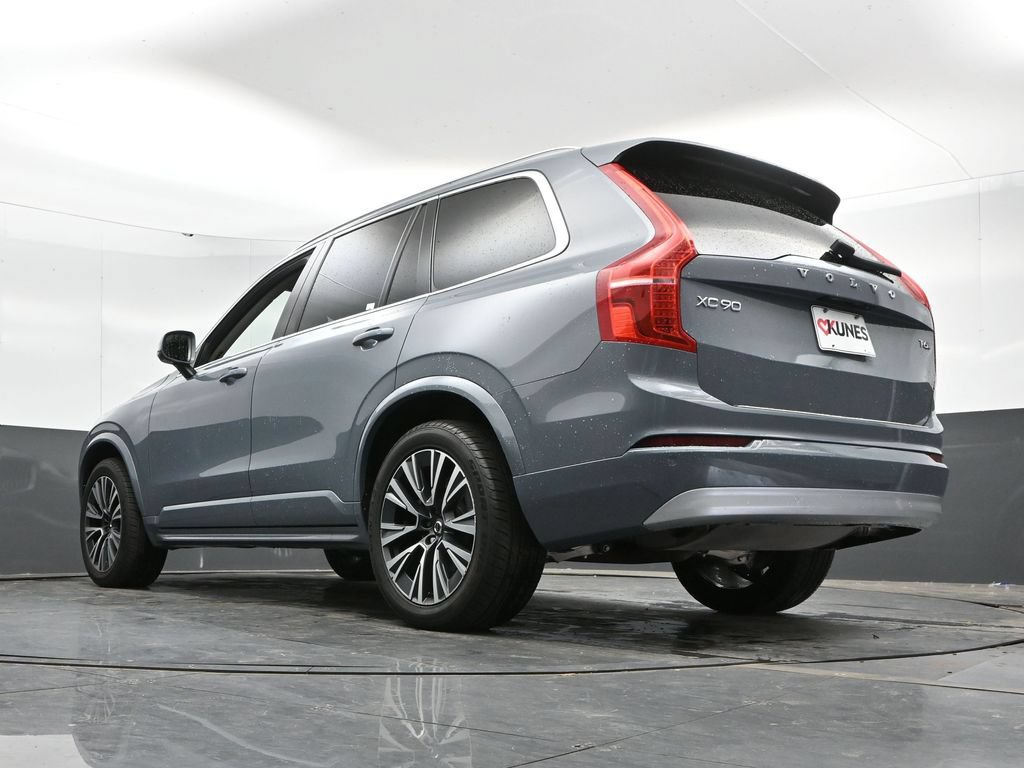 Used 2022 Volvo XC90 T6 Momentum w/ Climate Package AWD/4WD image 47