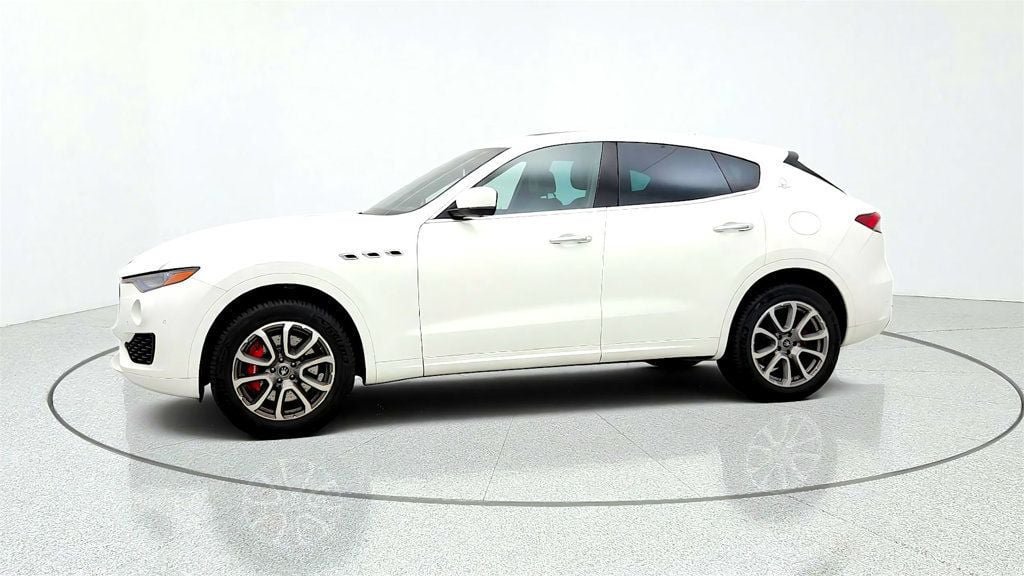 Used 2021 Maserati Levante S AWD/4WD image 8
