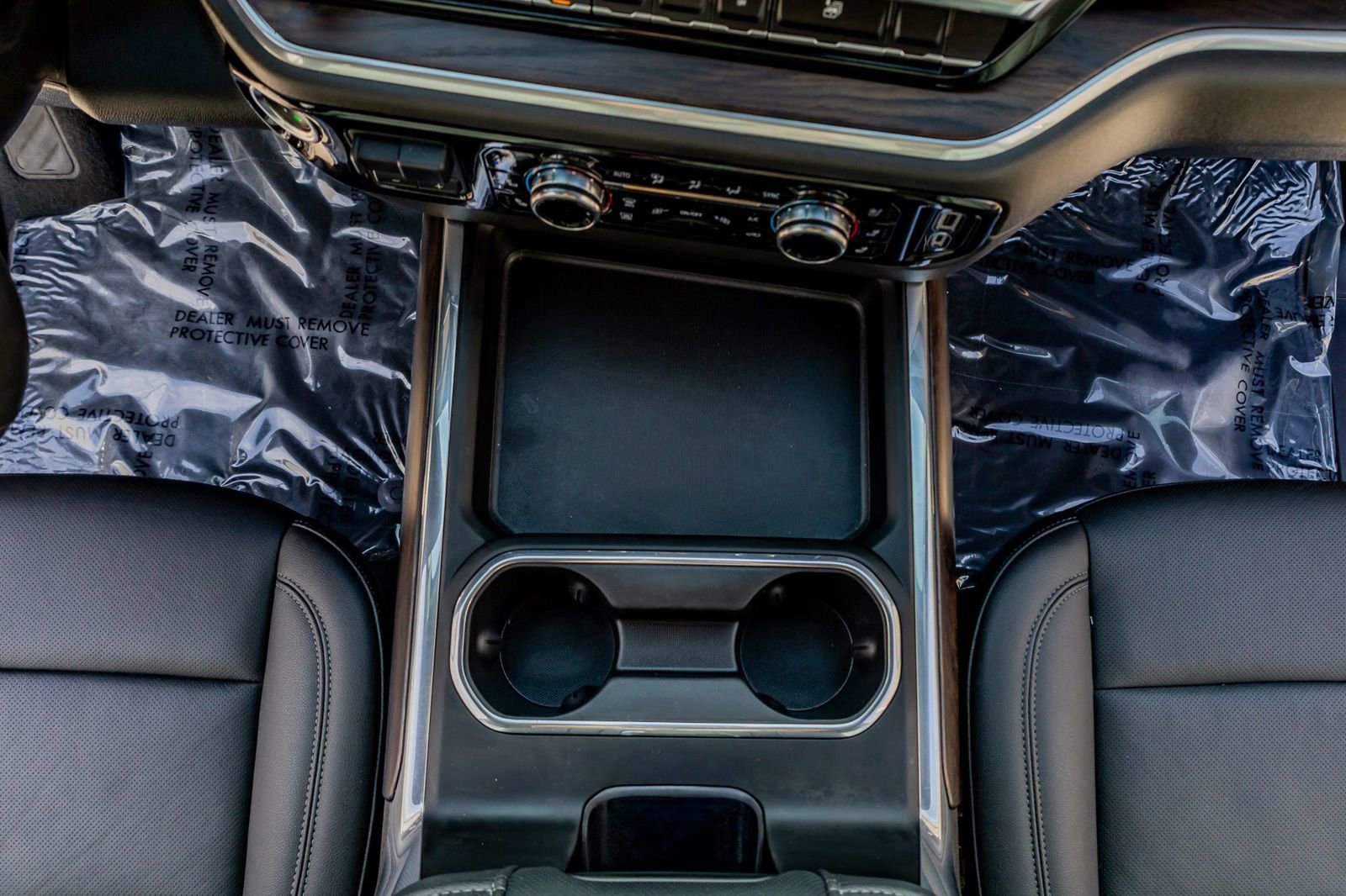 Used 2025 GMC Sierra 3500 SLT w/ Texas SLT Premium Package image 28