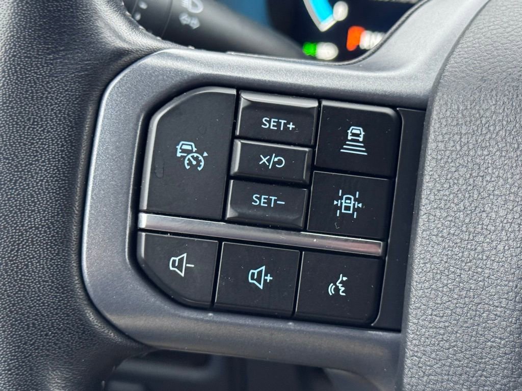 Used 2023 Ford F150 Lariat w/ Equipment Group 502A High image 8