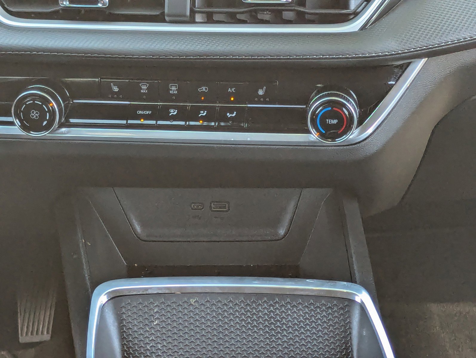 Certified 2025 Chevrolet Equinox LT image 19