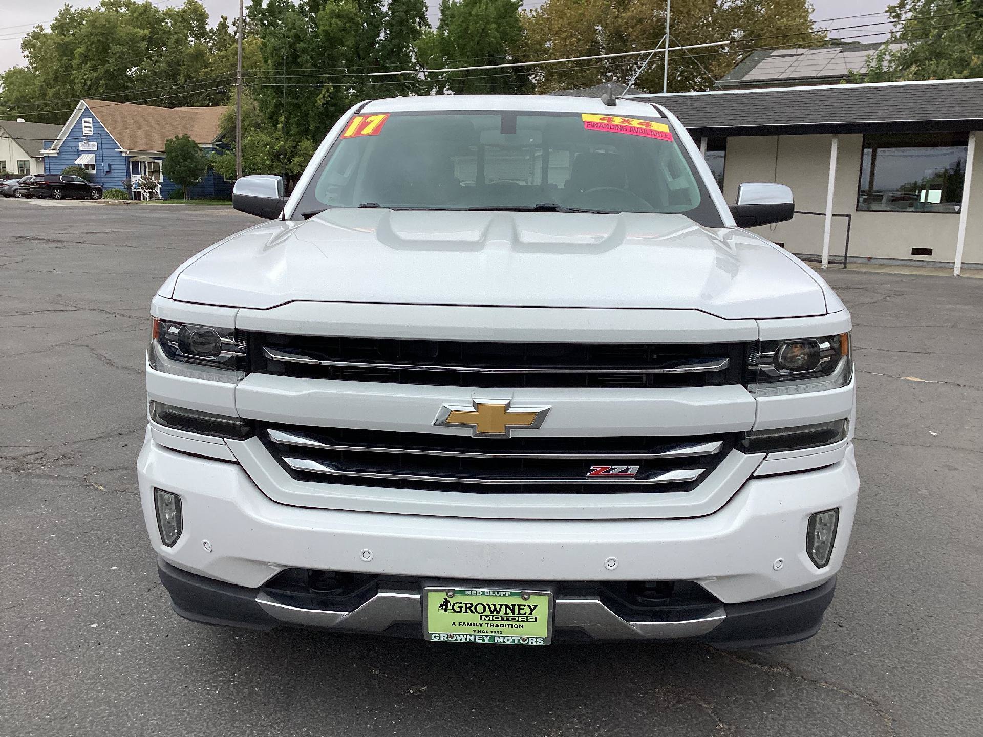 Used 2017 Chevrolet Silverado 1500 LTZ Z71 w/ LTZ Plus Package AWD/4WD image 4