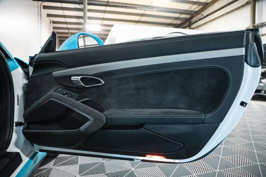 Used 2015 Porsche 911 GT3 image 19