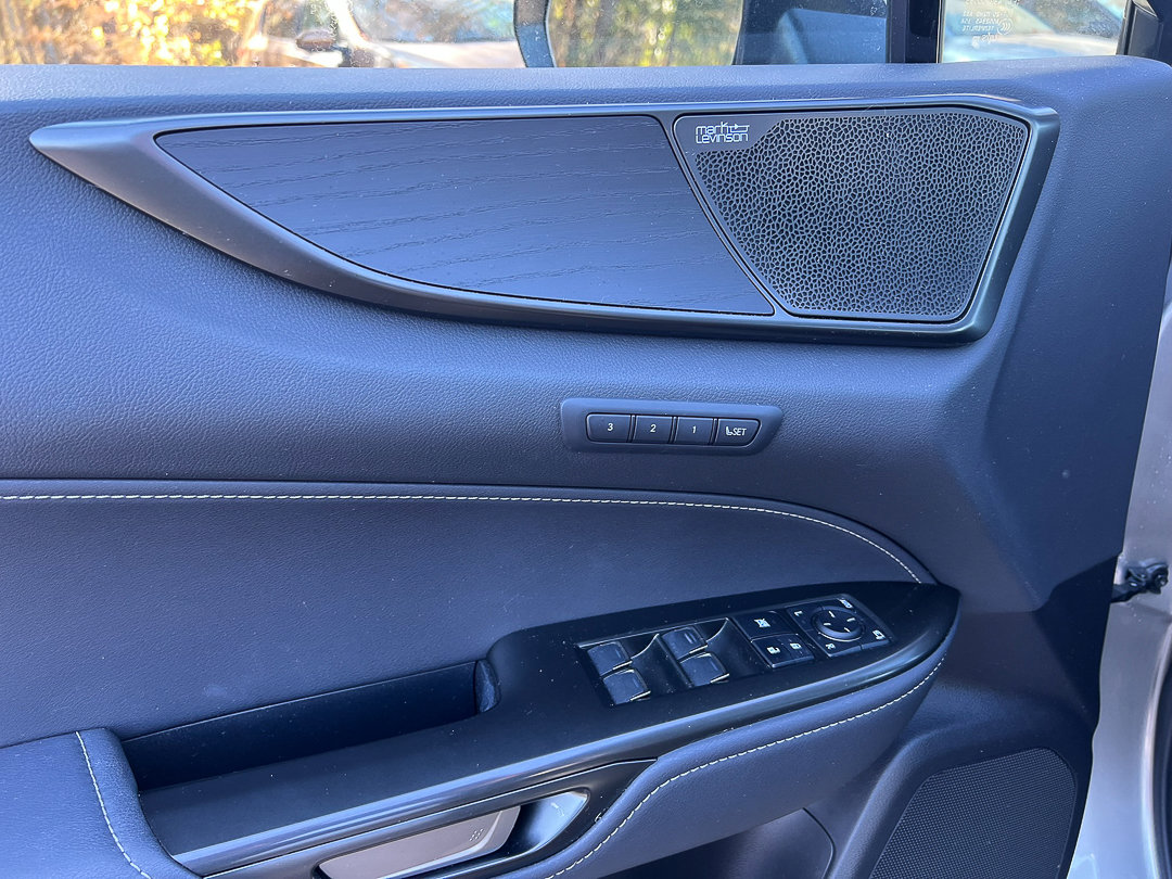 Used 2024 Lexus NX 300h AWD w/ Luxury Package image 14