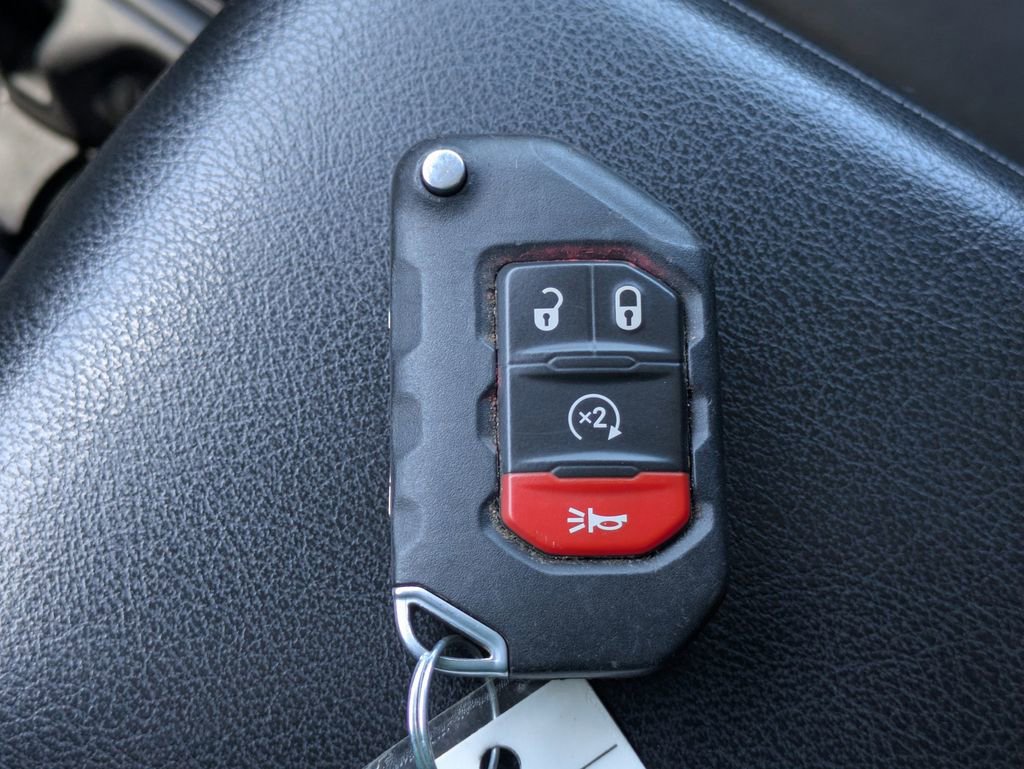 Used 2019 Jeep Wrangler Unlimited Sport S image 33