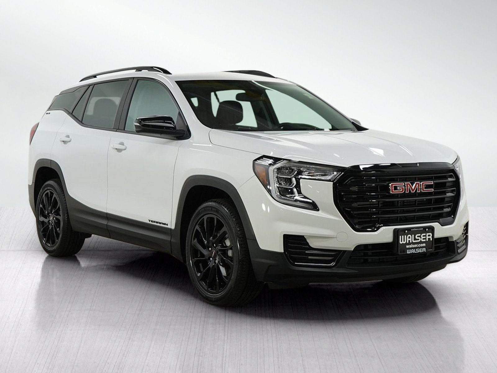 Used 2023 GMC Terrain SLE w/ Driver Convenience Package AWD/4WD image 7