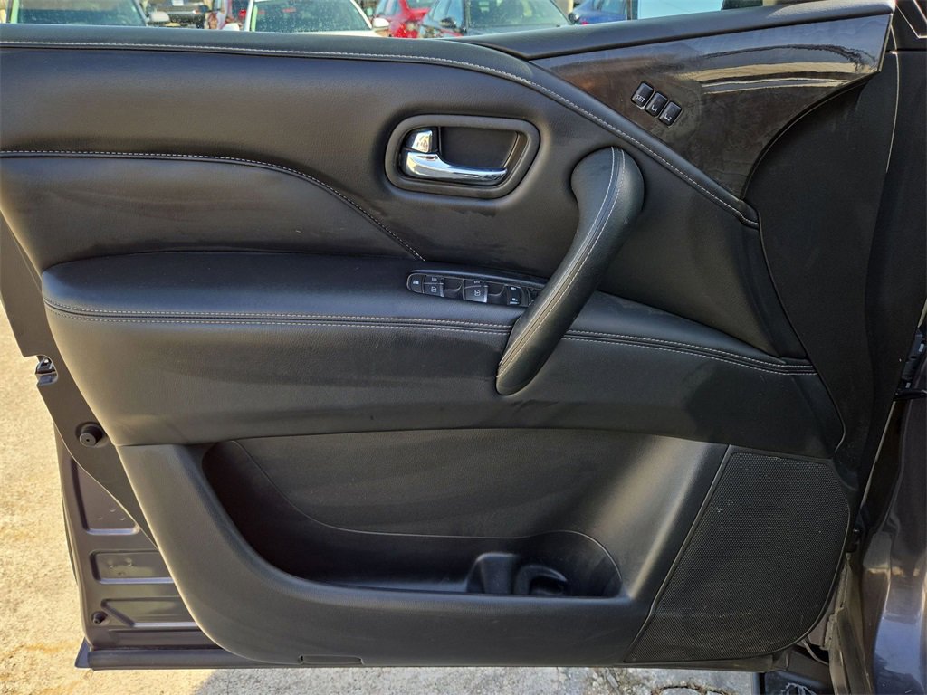 Used 2024 INFINITI QX80 Luxe image 11