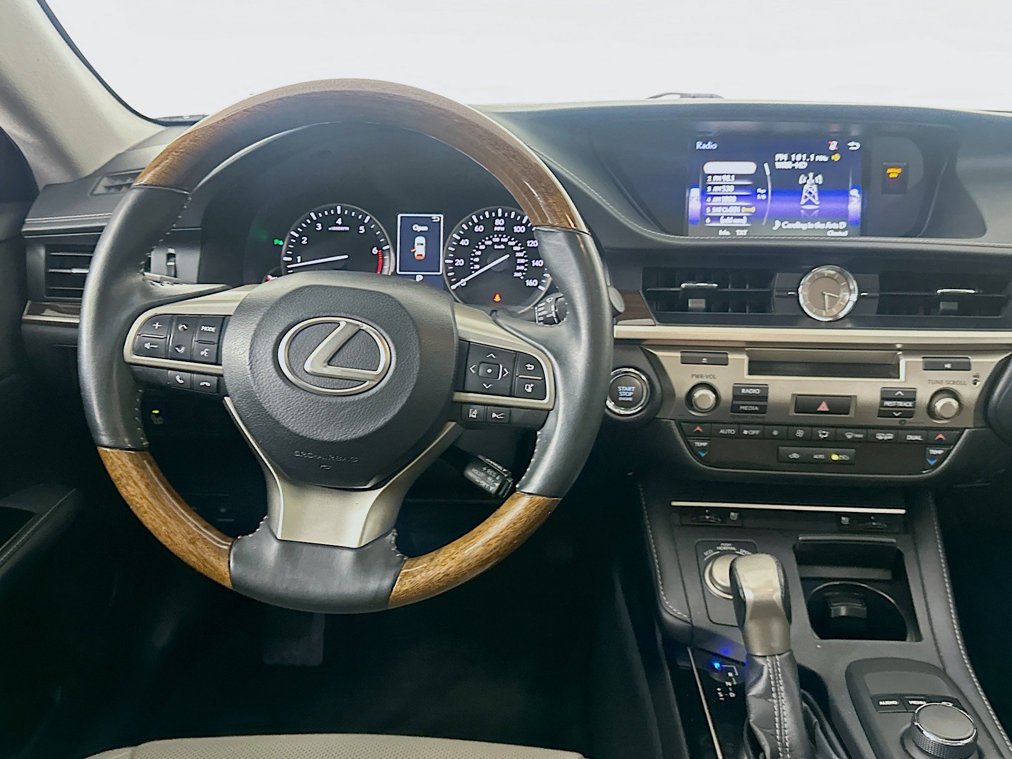 Used 2017 Lexus ES 350 image 18