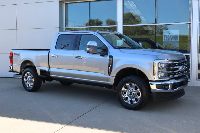 New 2027 Ford F250 Lariat w/ Lariat Ultimate Package AWD/4WD image 2