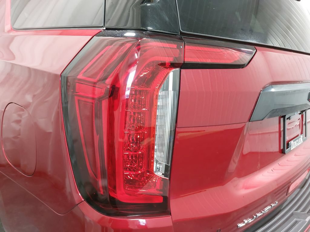 Used 2024 GMC Yukon Denali Ultimate AWD/4WD image 38