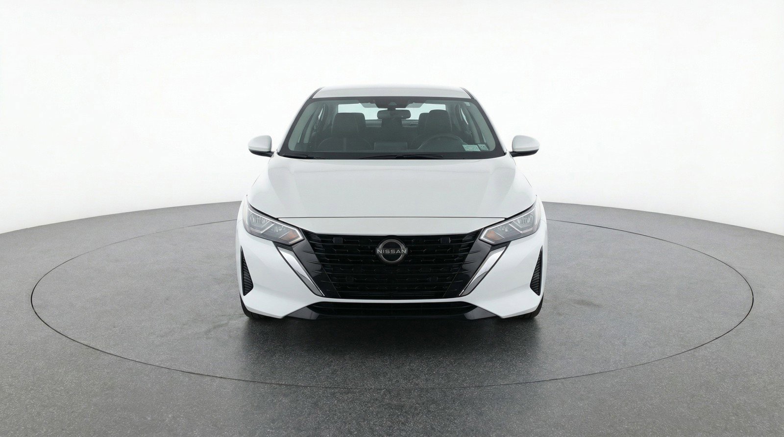 Used 2025 Nissan Sentra SV image 2