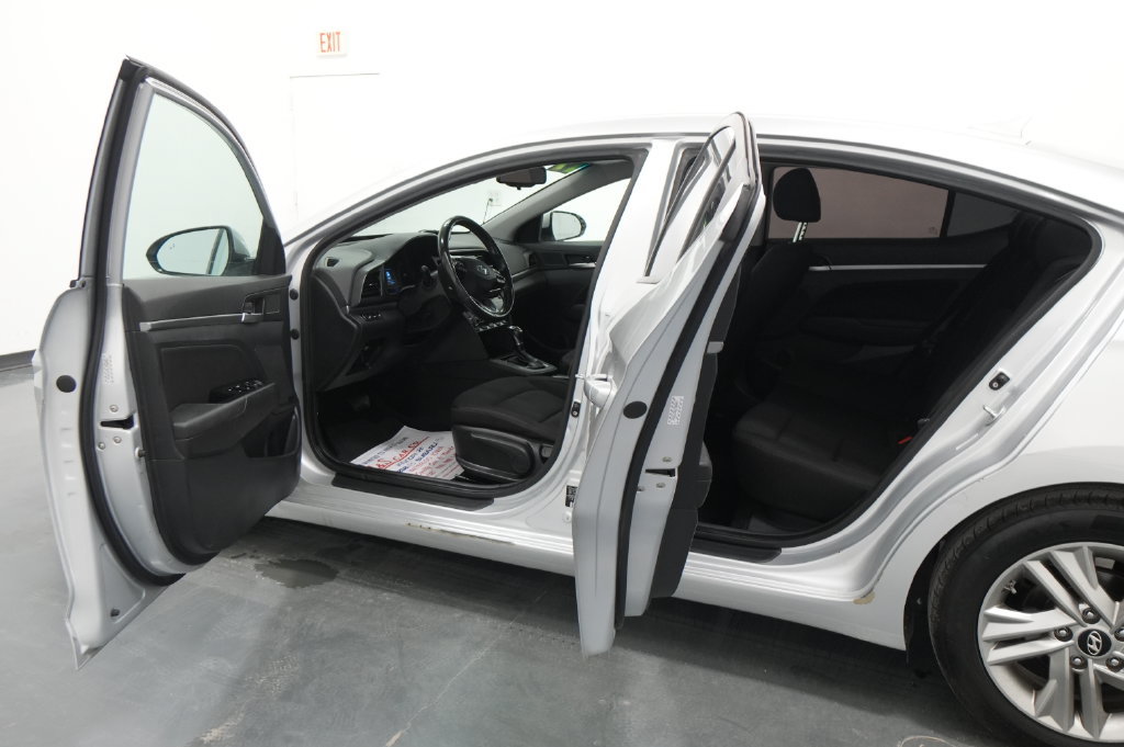 Used 2019 Hyundai Elantra Value Edition w/ Cargo Package FWD image 17
