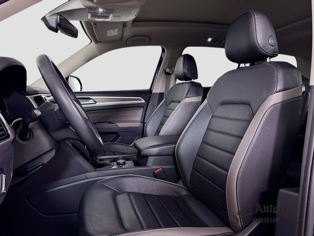 Used 2021 Volkswagen Atlas SEL Premium image 11