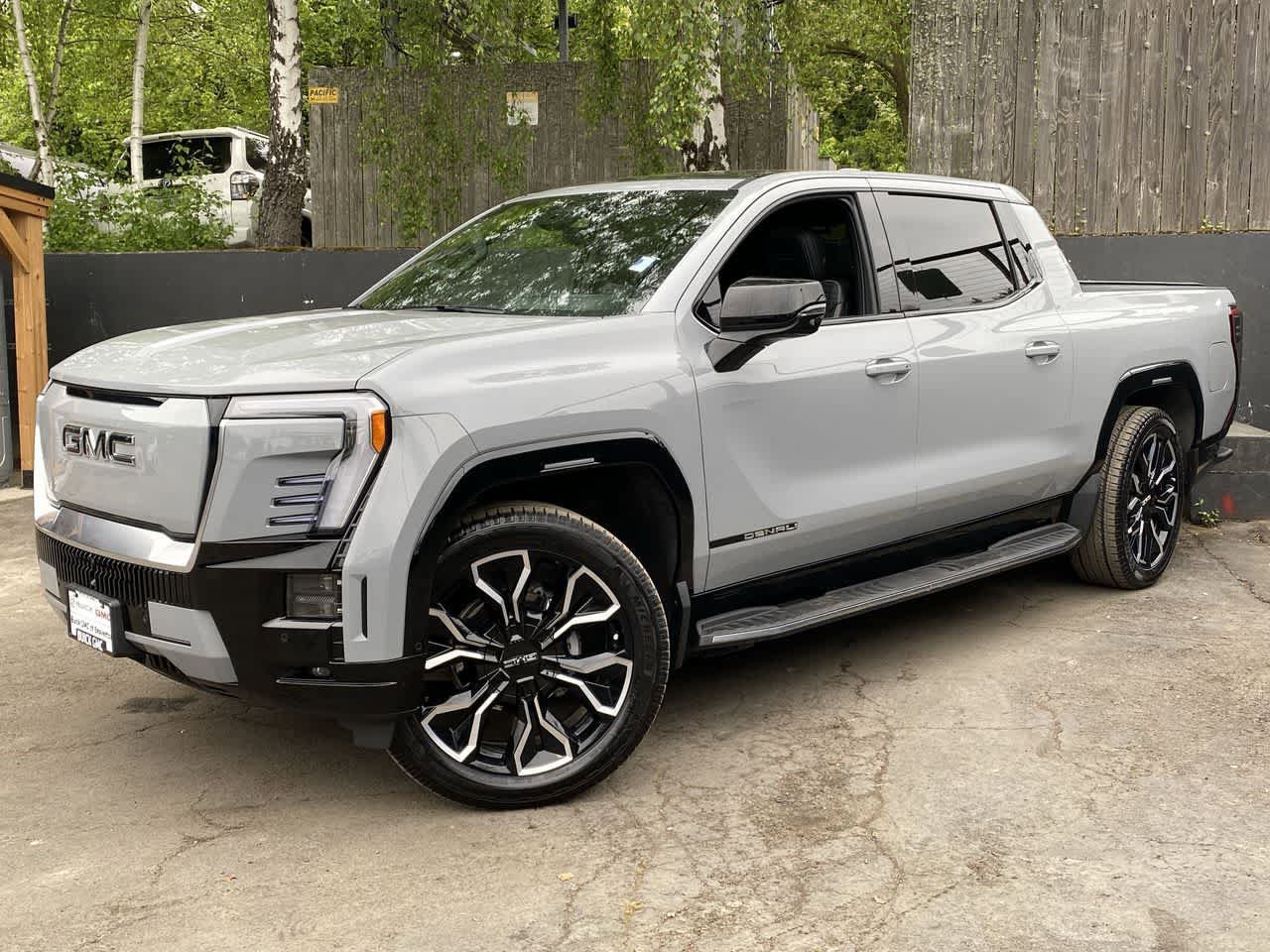 Used 2025 GMC Sierra EV Denali AWD/4WD image 1