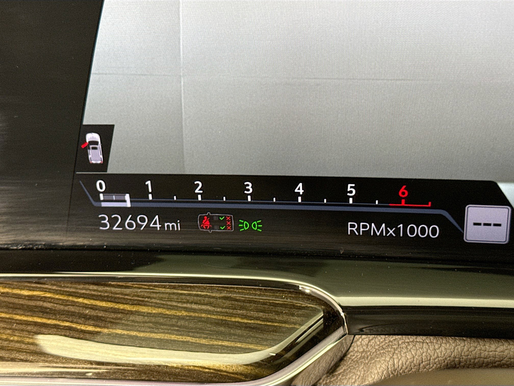 Used 2022 Cadillac Escalade Premium Luxury image 12