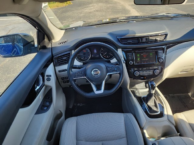 Used 2022 Nissan Rogue Sport SL FWD image 10