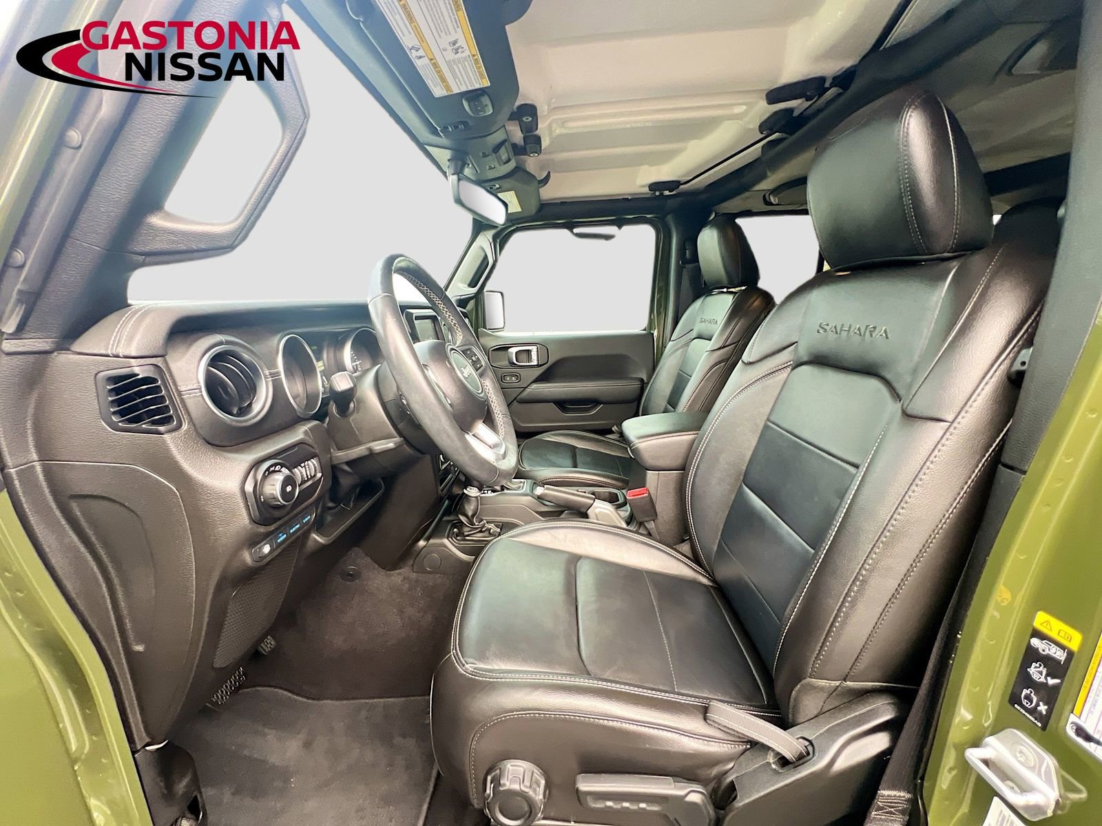 Used 2021 Jeep Wrangler Unlimited Sahara w/ Cold Weather Group image 29