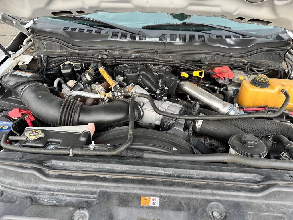 Used 2018 Ford F550 2WD Regular Cab Super Duty image 19