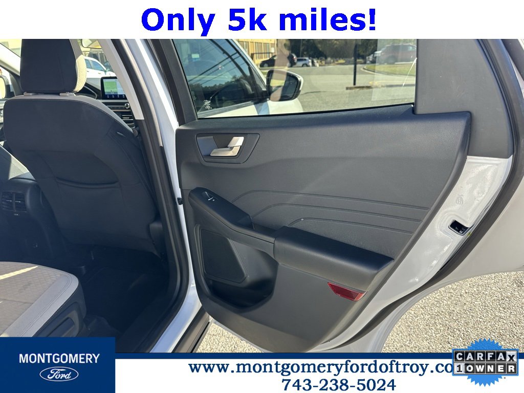 Used 2021 Ford Escape SE w/ Convenience Package image 17