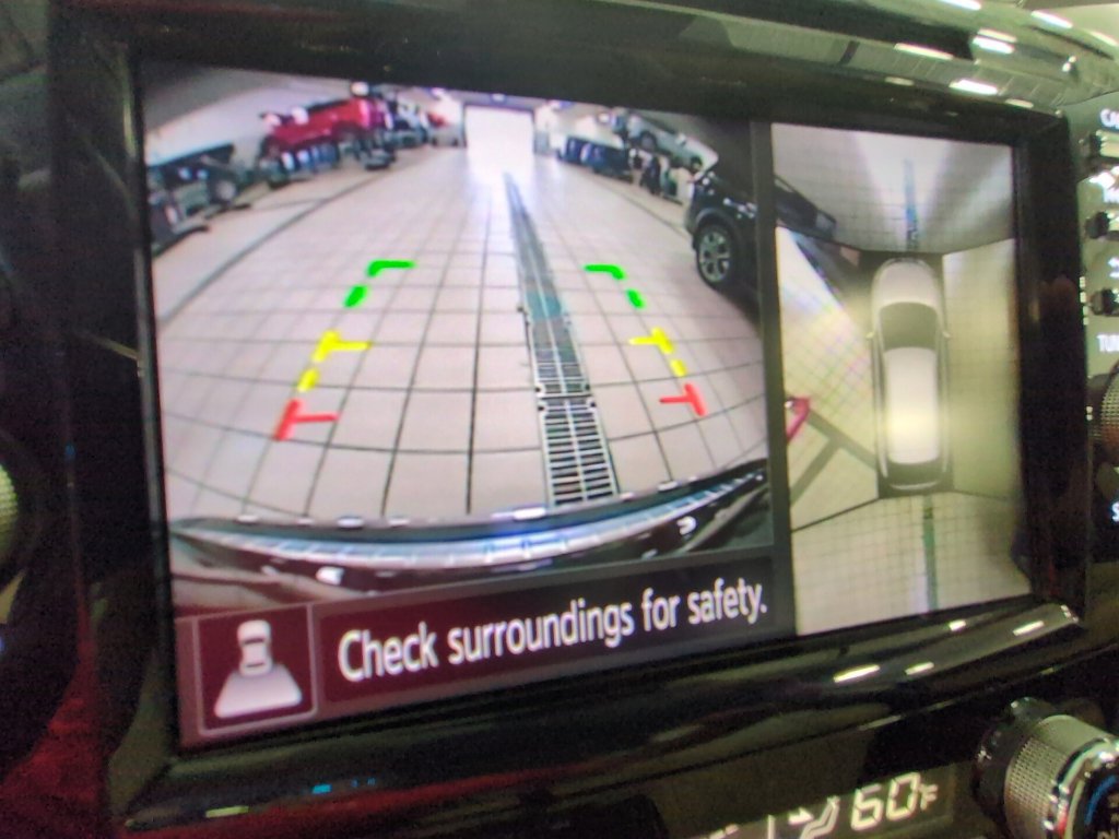 Used 2023 Nissan Murano Platinum w/ Cargo Package AWD/4WD image 10
