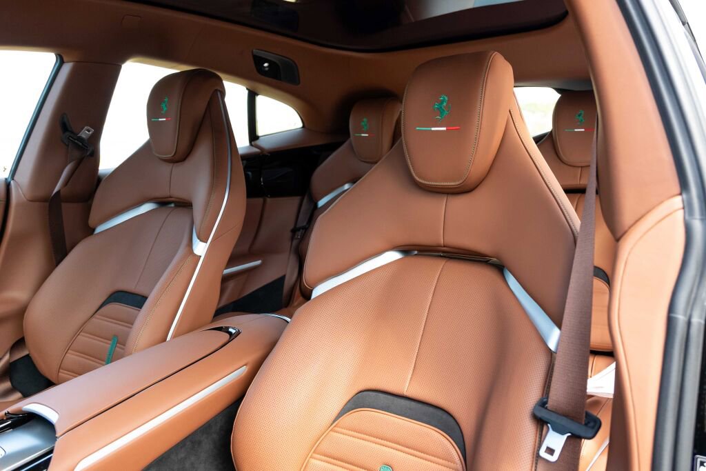 Certified 2024 Ferrari Purosangue image 17