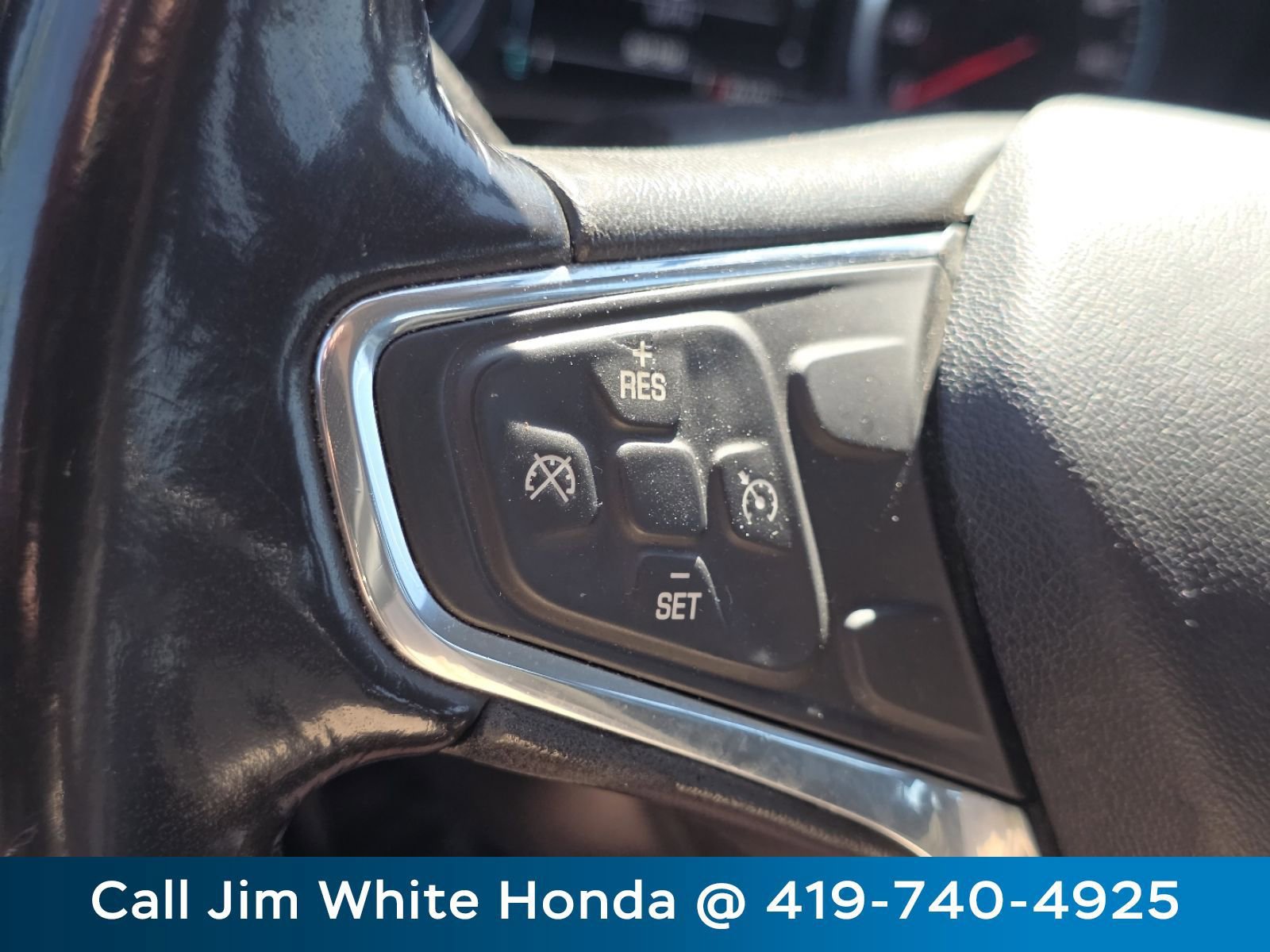 Used 2018 Chevrolet Malibu LT FWD image 29
