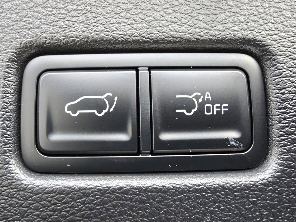 New 2025 Kia Telluride S image 19