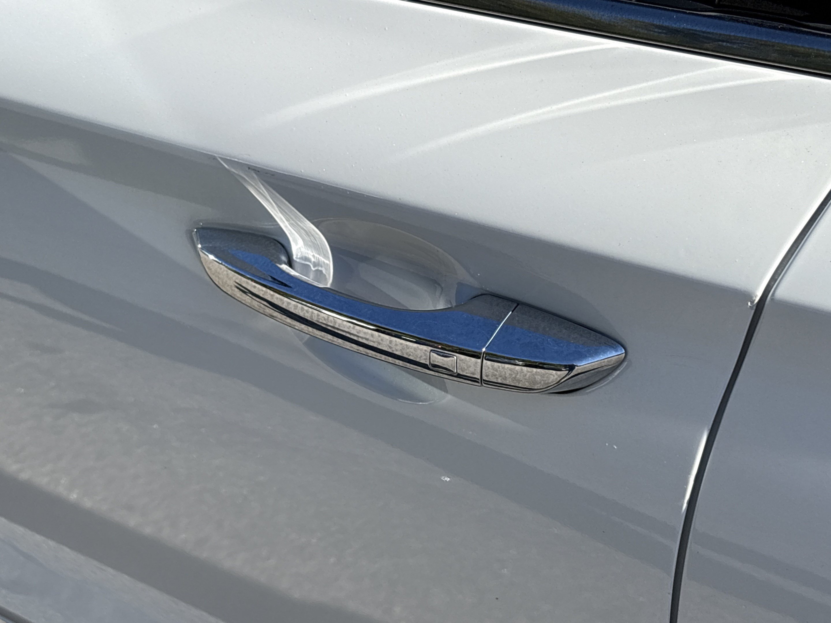 Used 2020 Genesis G70 2.0T RWD image 27